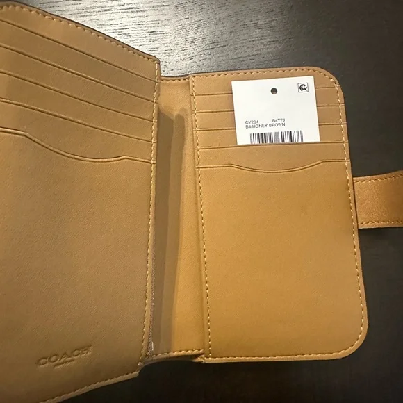 COACH Tabby Wallet Honey Brown - Picture 7 of 9